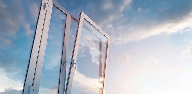 Jak dobrze umyć okna bez smug?