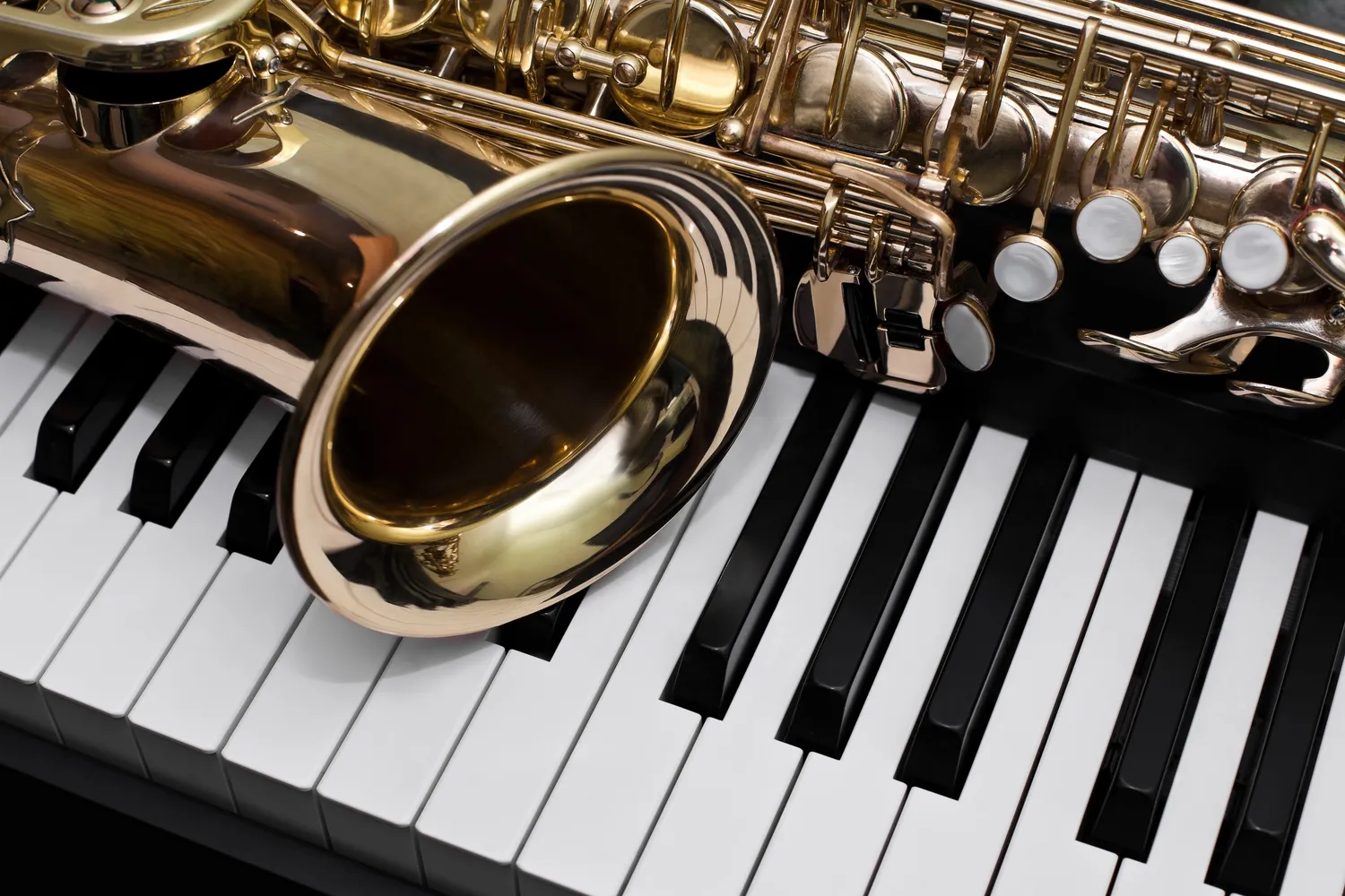 Jak czyścić saksofon altowy?